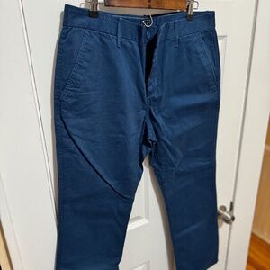 Men’s Khaki Pants (33x28) | Gap Lived-in Slim Khakis